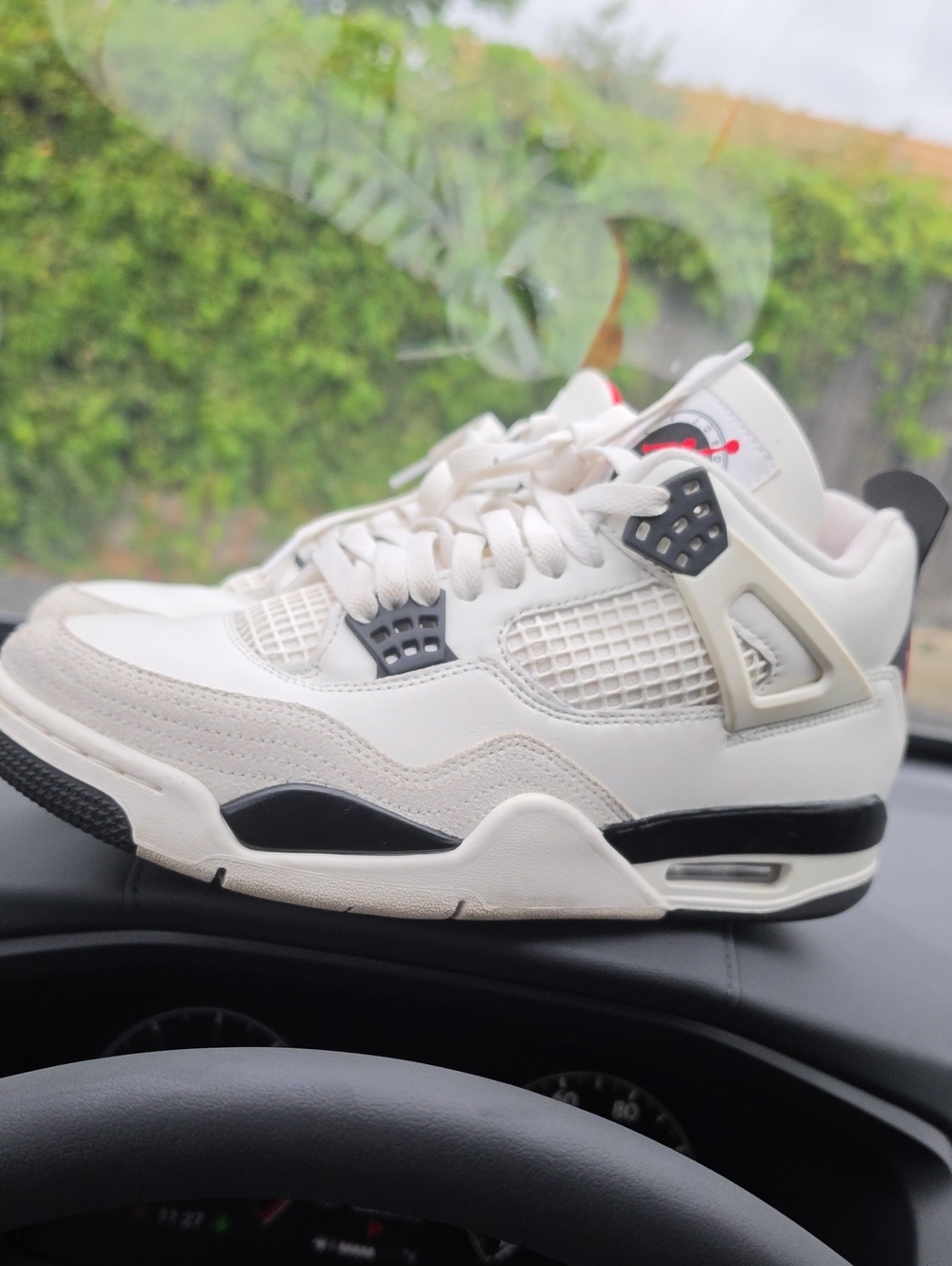 White and Light Gray Jordan Retro Basketball Sneakers Mens 8.5